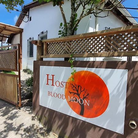 Hostal Blood Moon Rio Dulce Ngoại thất bức ảnh