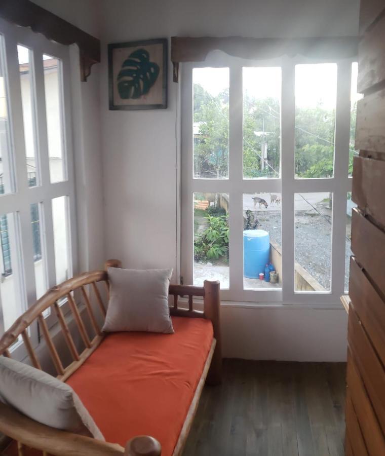 Hostal Blood Moon Rio Dulce Ngoại thất bức ảnh