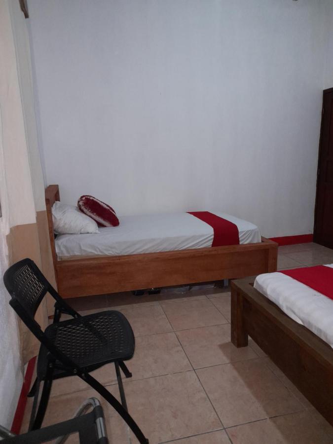 Hostal Blood Moon Rio Dulce Ngoại thất bức ảnh