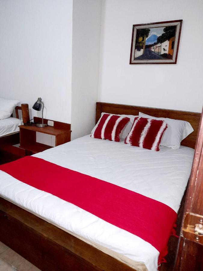 Hostal Blood Moon Rio Dulce Ngoại thất bức ảnh