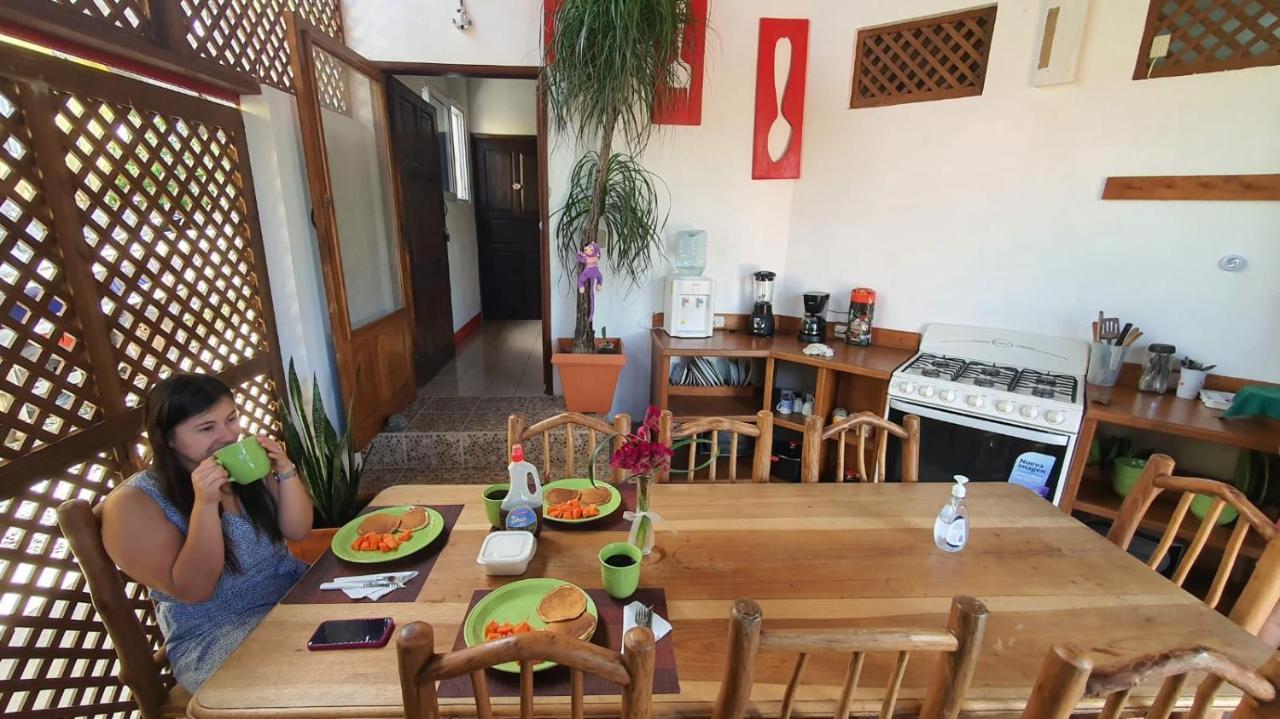 Hostal Blood Moon Rio Dulce Ngoại thất bức ảnh