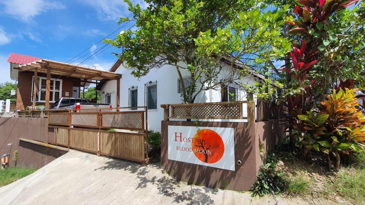Hostal Blood Moon Rio Dulce Ngoại thất bức ảnh