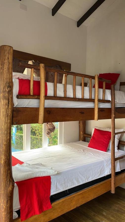 Hostal Blood Moon Rio Dulce Ngoại thất bức ảnh